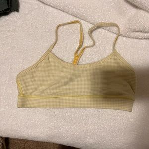 Lululemon sports bra